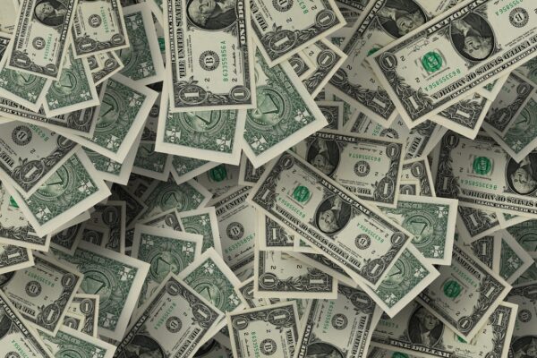 Installment Loans: Building Credit, Avoiding Debt Traps